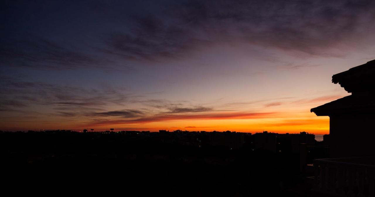 Open View Pinetree Penthouse Apartment Campoamor Luaran gambar